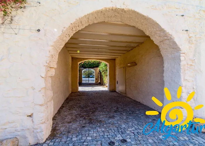 Convento Bernardas - Laranjeiras By Algartur Tavira